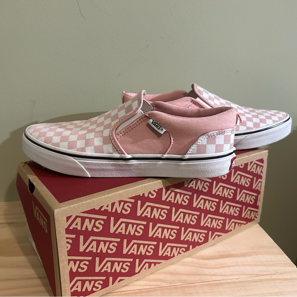 Boys pink canvas slip on vans